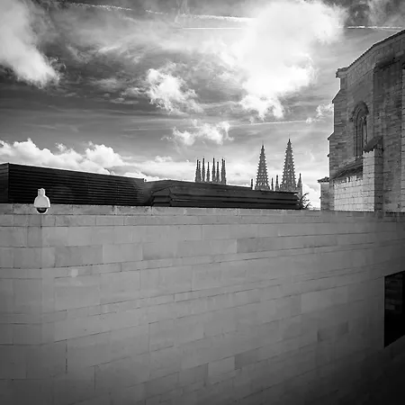 La Quinta Esencia By Unique * Burgo